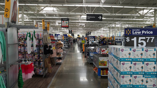 Shopping Mall «Islandia Shopping Center», reviews and photos, 1750 Veterans Hwy, Islandia, NY 11749, USA