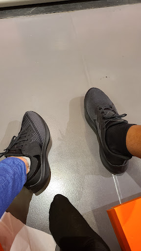 Clothing Store «Nike Factory Store», reviews and photos, 5900 Sugarloaf Pkwy #528, Lawrenceville, GA 30043, USA