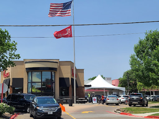 Fast Food Restaurant «Chick-fil-A», reviews and photos, 2711 N Belt Line Rd, Irving, TX 75062, USA