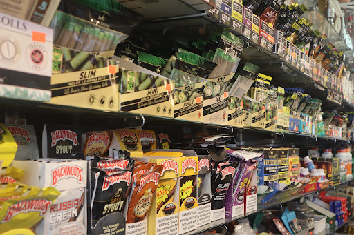 Tobacco Shop «Tobacco Vape & Hookah Land», reviews and photos, 6440 Richmond Hwy, Alexandria, VA 22306, USA