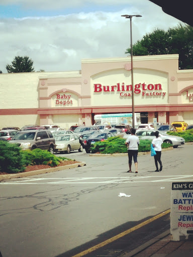 Shopping Mall «Copaco Shopping Center», reviews and photos, 335 Cottage Grove Rd, Bloomfield, CT 06002, USA