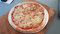 Plats et boissons du Pizzeria Distributeur autonome de pizzas à Trélazé - n°13