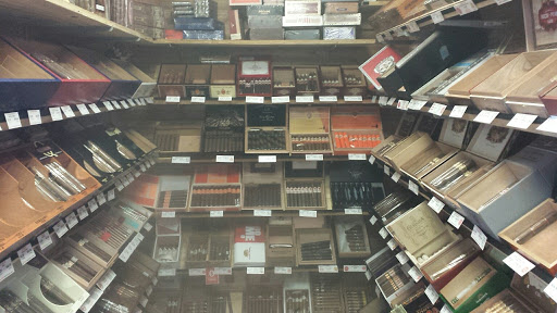 Cigar Shop «Smoker Friendly Discount Tobacco #8», reviews and photos, 5821 Crawfordsville Rd, Speedway, IN 46224, USA