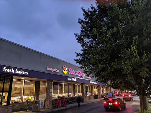 Grocery Store «Stop & Shop», reviews and photos, 177 Forest Ave, Glen Cove, NY 11542, USA