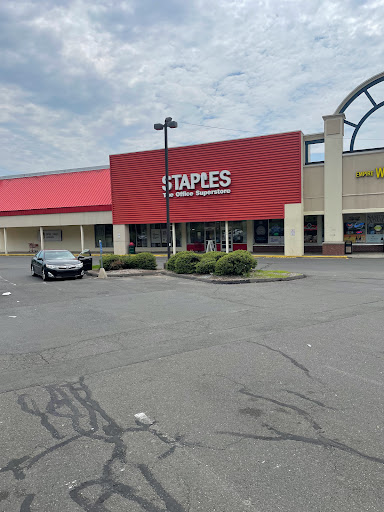 Office Supply Store «Staples», reviews and photos, 900 Washington St, Middletown, CT 06457, USA