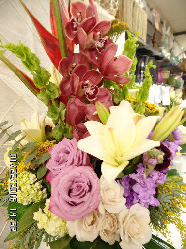 Florist «Valentine Florist», reviews and photos, 6009 Richmond Ave # 125, Houston, TX 77057, USA