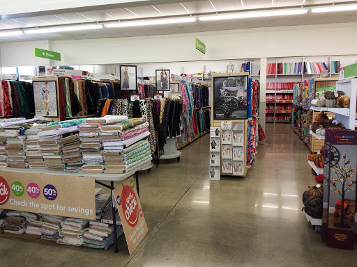 Fabric Store «Jo-Ann Fabrics and Crafts», reviews and photos, 2108 W 27th St g, Lawrence, KS 66047, USA