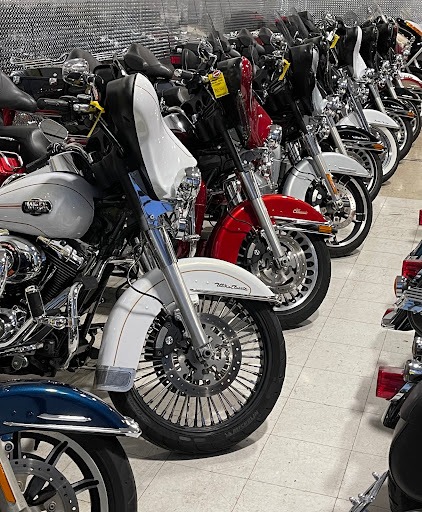 Used Motorcycle Dealer «Monster Powersports», reviews and photos, 315 N Rand Rd, Wauconda, IL 60084, USA