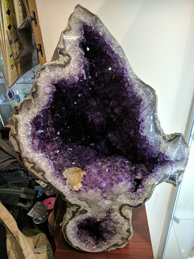 Book Store «Mystic Journey Bookstore», reviews and photos, 1624 Abbot Kinney Blvd, Venice, CA 90291, USA