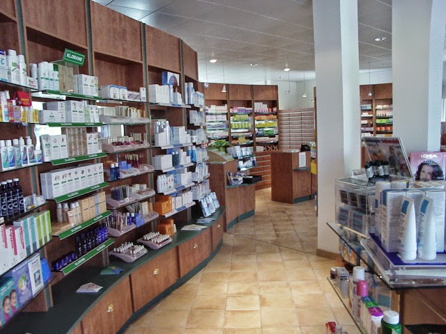 Pharmacie de Meyrin Village SA - Apotheke