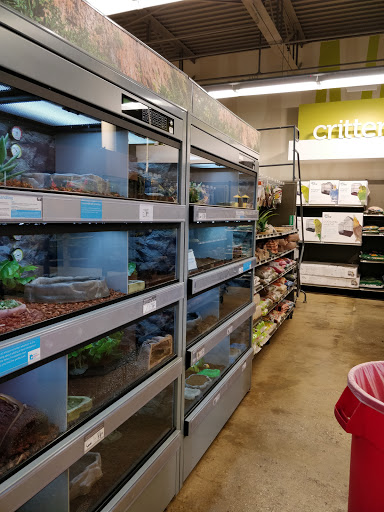 Pet Supply Store «Petco Animal Supplies», reviews and photos, 265 N Broadway f, Hicksville, NY 11801, USA