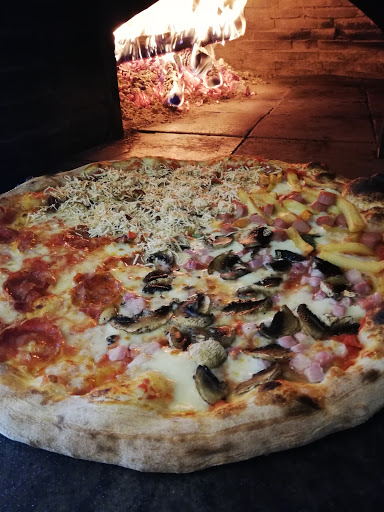 Pizza & Più al 101...pizzeria...focacceria...rosticceria...gastronomia in Messina, Città Metropolitana di Messina