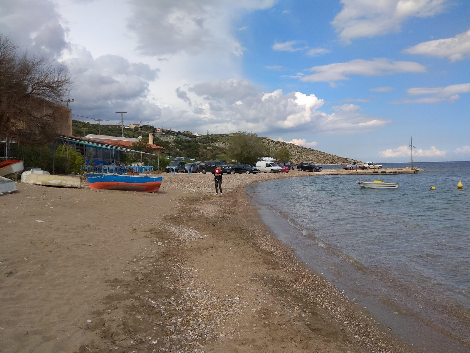 Daskalio beach的照片 带有小海湾
