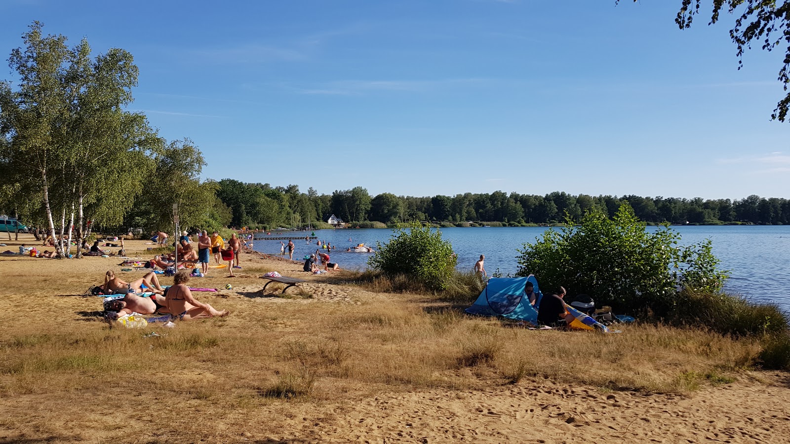 Foto di Strandbad Am Olbasee con una superficie del sabbia beige