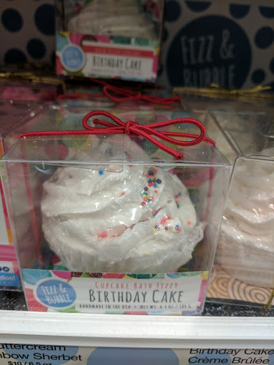 Cosmetics Store «Ulta Beauty», reviews and photos, 3839 Emery St #200, Emeryville, CA 94608, USA