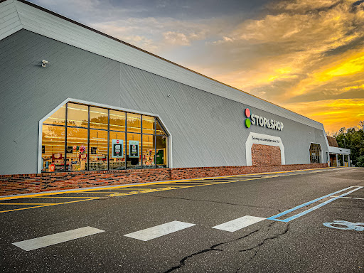 Grocery Store «Stop & Shop», reviews and photos, 898 Bridgeport Ave, Shelton, CT 06484, USA