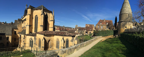 Lodge Gite Sarlat, La Maison Secrète, location gite de charme aux portes de Sarlat Sarlat-la-Canéda