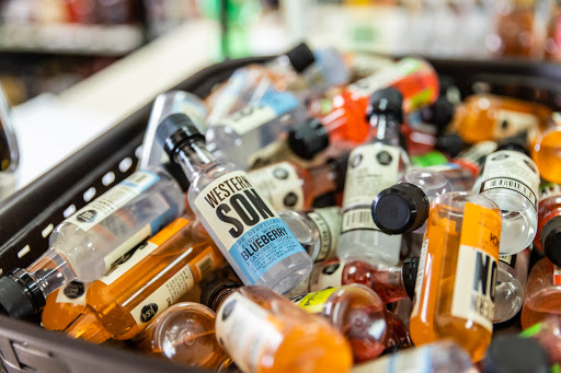 Liquor Store «R & H Liquor Stores», reviews and photos, 1662 TX-337 Loop, New Braunfels, TX 78130, USA