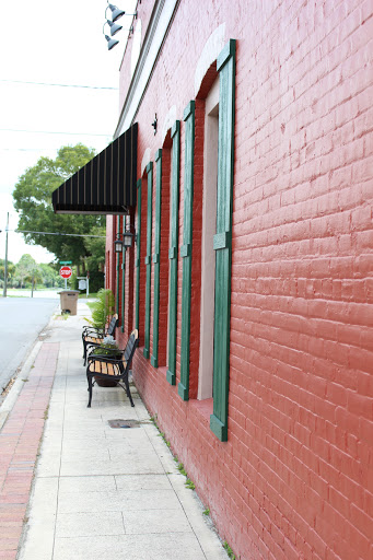 Gastropub «Marion Street Deli and Pub», reviews and photos, 281 N Marion Ave, Lake City, FL 32055, USA