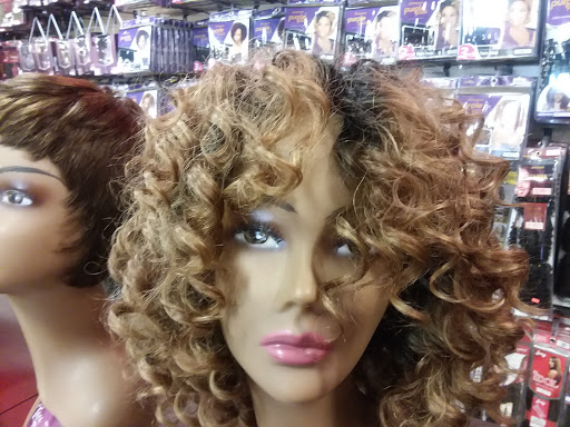 Beauty Supply Store «Mid-K Beauty Supply», reviews and photos, 5408 NE M L King Blvd, Portland, OR 97211, USA