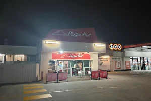 Pizza Hut Bellbowrie image