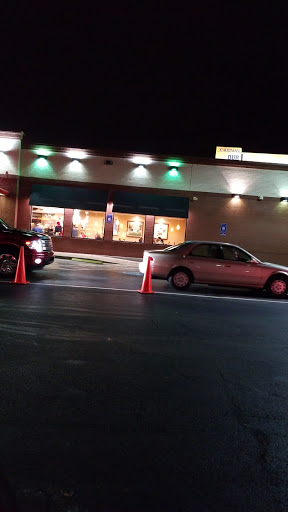 Fast Food Restaurant «Chick-fil-A», reviews and photos, 5411 Dressler Rd NW, North Canton, OH 44720, USA