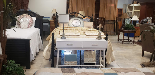 Furniture Store «J and B Furniture Consignments», reviews and photos, 42407 N Vision Way #101, Anthem, AZ 85086, USA