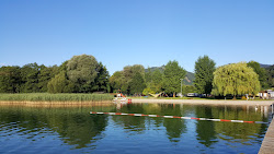 Zdjęcie Seebad Ossiacher See poparte klifami
