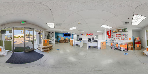 Self-Storage Facility «US Storage Centers», reviews and photos, 15237 S Brand Blvd, Mission Hills, CA 91345, USA