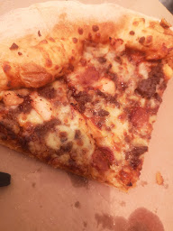 Photo n°71 de Domino's Pizza Toulouse - Grande-Bretagne à Toulouse ()