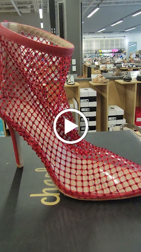 Shoe Store «DSW Designer Shoe Warehouse», reviews and photos, 10060 Reisterstown Rd, Owings Mills, MD 21117, USA