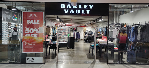 Oakley Onehunga Vault