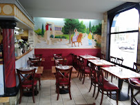 Atmosphère du Restaurant Knossos à Saint-Amand-les-Eaux - n°7