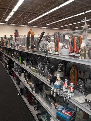 Clothing Store «Burlington Coat Factory», reviews and photos, 287 Washington St, Attleboro, MA 02703, USA