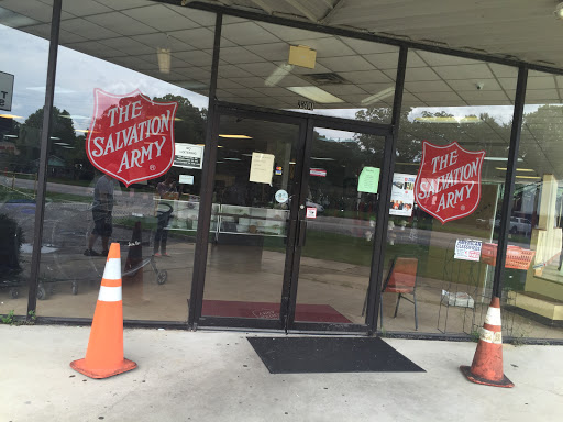 Salvation Army Thrift Shop, 3300 Moffett Rd, Mobile, AL 36607, USA, 