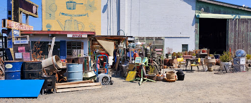 Architectural Salvage Store «Earthwise Architectural Salvage», reviews and photos, 628 E 60th St, Tacoma, WA 98404, USA