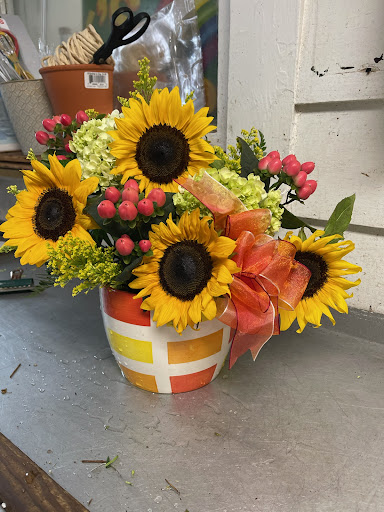 Florist «Angelic Flowers», reviews and photos, 421 2nd St NW, Winter Haven, FL 33881, USA