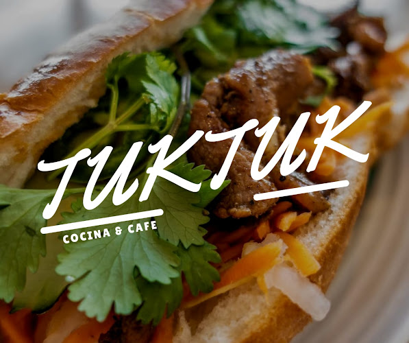 Opiniones de TukTuk Cocina y Café en Quinta Normal - Restaurante