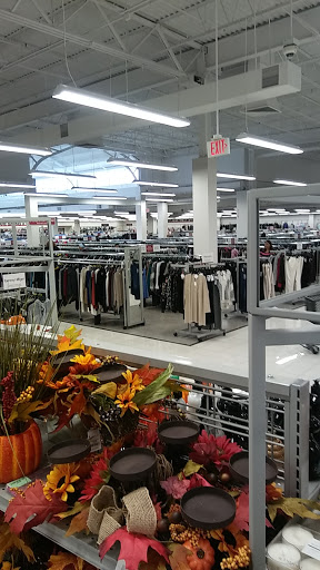 Clothing Store «Burlington Coat Factory», reviews and photos, 989 US-1, North Brunswick Township, NJ 08902, USA