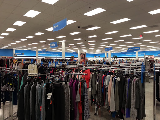 Clothing Store «Ross Dress for Less», reviews and photos, 257 N Weber Rd, Bolingbrook, IL 60490, USA