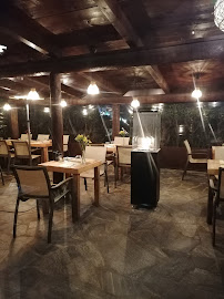 Atmosphère du Restaurant français Restaurant cinderella à Santa-Maria-Poggio - n°12