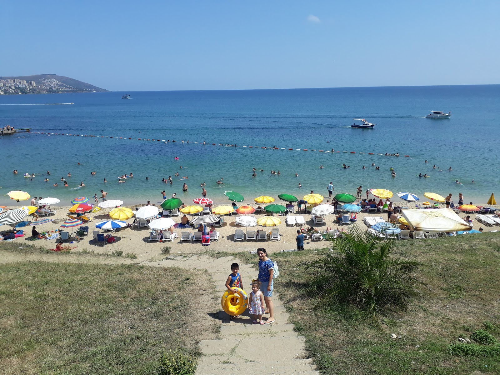 Fotografija Belediye Plaji z majhen zaliv