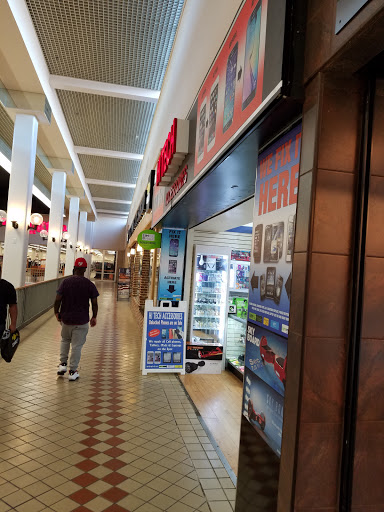 Electronics Repair Shop «High Tech Accessories», reviews and photos, 3737 Branch Ave, Hillcrest Heights, MD 20748, USA