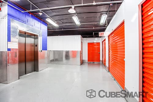 Self-Storage Facility «CubeSmart Self Storage», reviews and photos, 98-34 Jamaica Ave, Woodhaven, NY 11421, USA