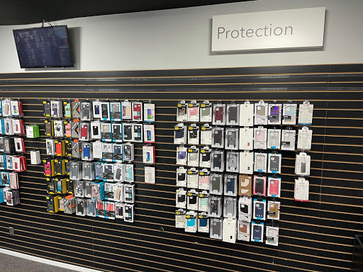 Cell Phone Store «Wireless Trendz - South Springfield», reviews and photos, 1330 E Battlefield Rd, Springfield, MO 65804, USA