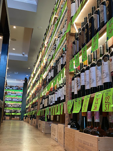 Wine Store «Happy Wine in the Grove», reviews and photos, 2833 Bird Ave, Miami, FL 33133, USA