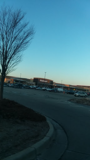Department Store «Walmart Supercenter», reviews and photos, 9190 Highland Rd, White Lake, MI 48386, USA