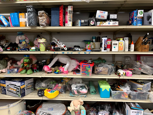 Thrift Store «Village Discount Outlet Store 03», reviews and photos, 2032 N Milwaukee Ave, Chicago, IL 60647, USA