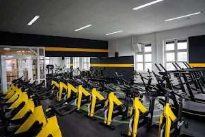 Club Top & Fit Fitnesscenter image