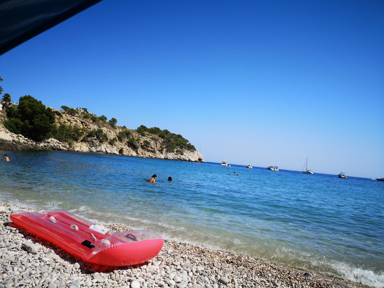 Φωτογραφία του Cala Mascarat με μικρός κόλπος